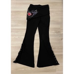 BAT'S HEART - 2in1 Boot-Cut Leggings with Micro Slant Skirt | Medium